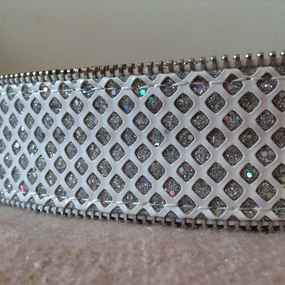 Relic Womens Glitter Zipper Edge Belt, Size L - Picture 8 of 8